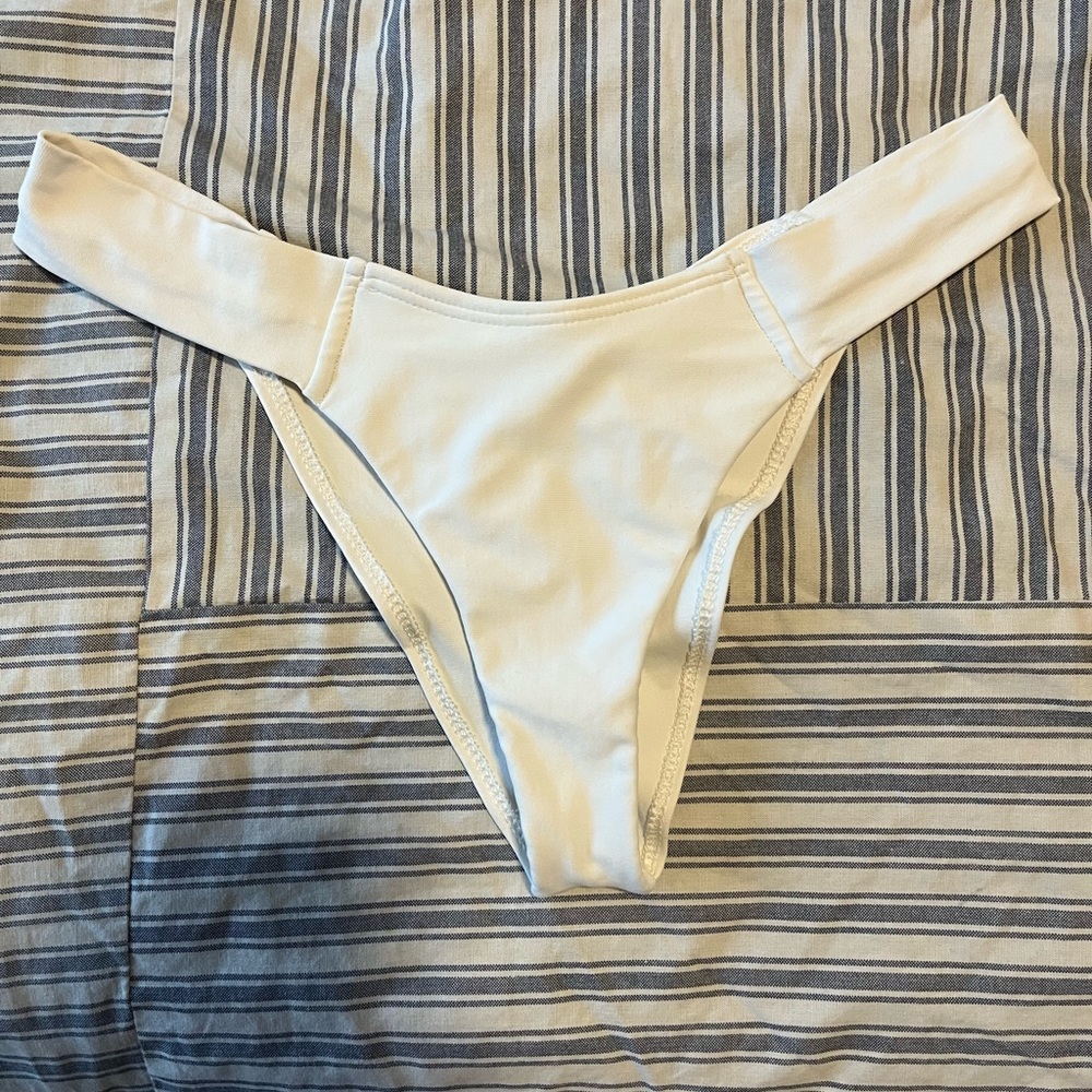 White montce bottoms
